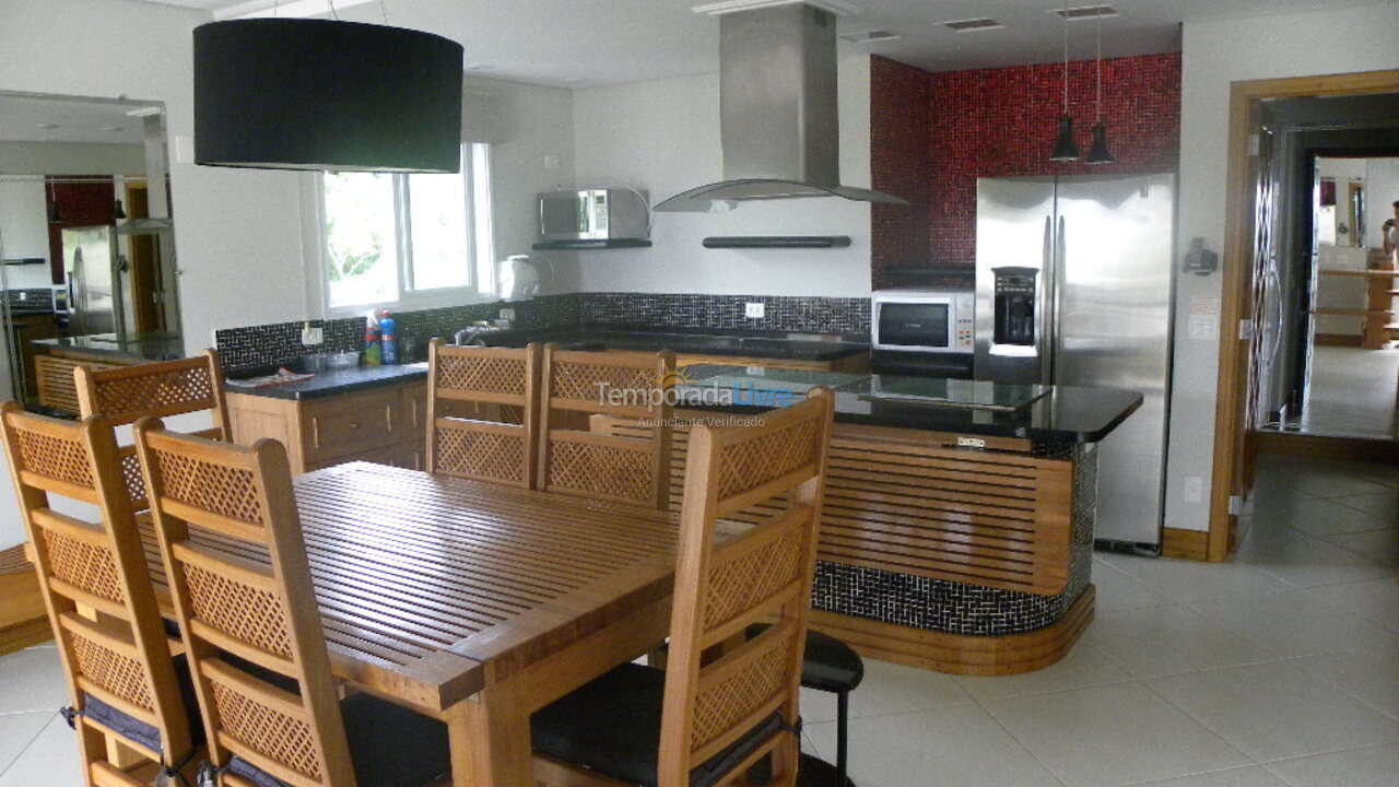Apartment for vacation rental in Ubatuba (Praia Grande)