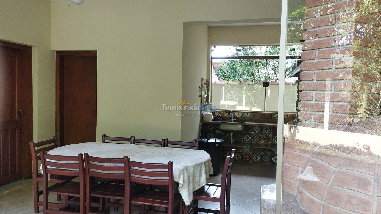 Casa para aluguel de temporada em Bertioga (Riviera de São Lourenço)