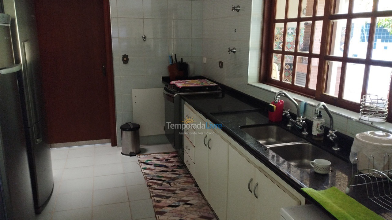 Casa para aluguel de temporada em Bertioga (Riviera de São Lourenço)