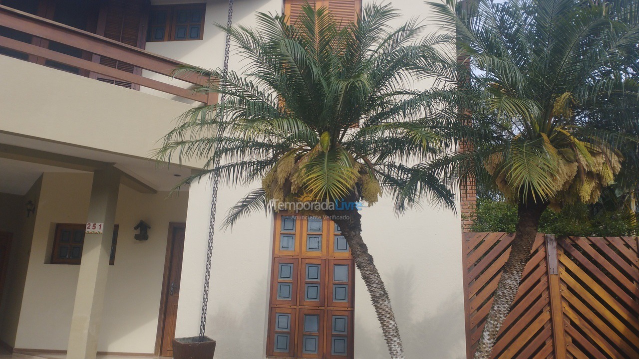 Casa para aluguel de temporada em Bertioga (Riviera de São Lourenço)