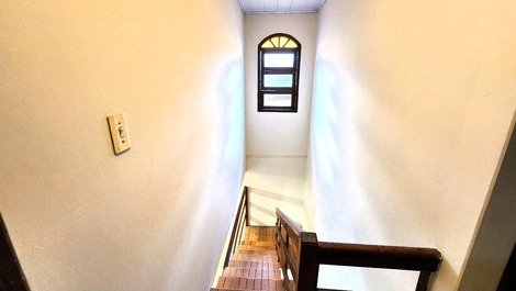 CASA DE 3 HABITACIONES