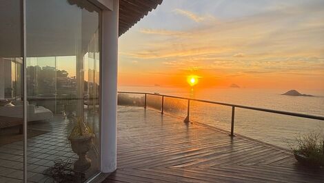 Nascer do sol no deck 