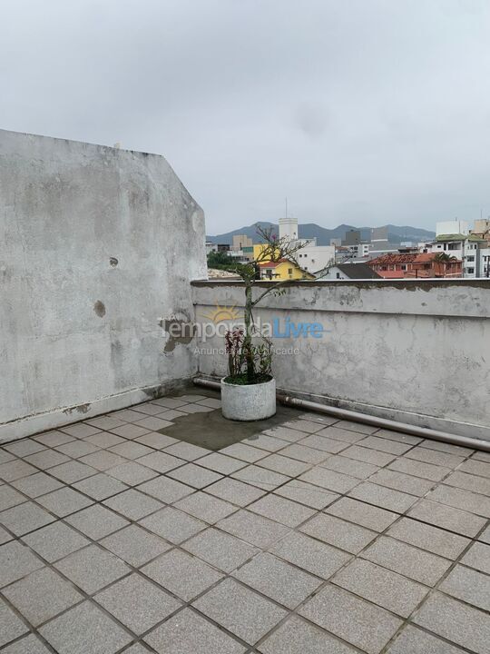 Casa para aluguel de temporada em Florianopolis (Canasvieiras)