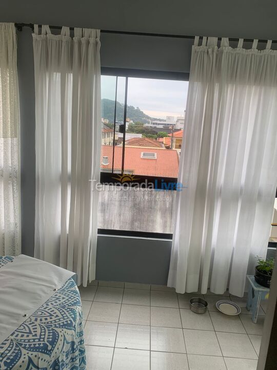 Casa para aluguel de temporada em Florianopolis (Canasvieiras)