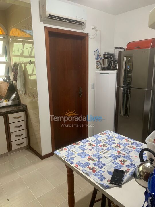 Casa para aluguel de temporada em Florianopolis (Canasvieiras)