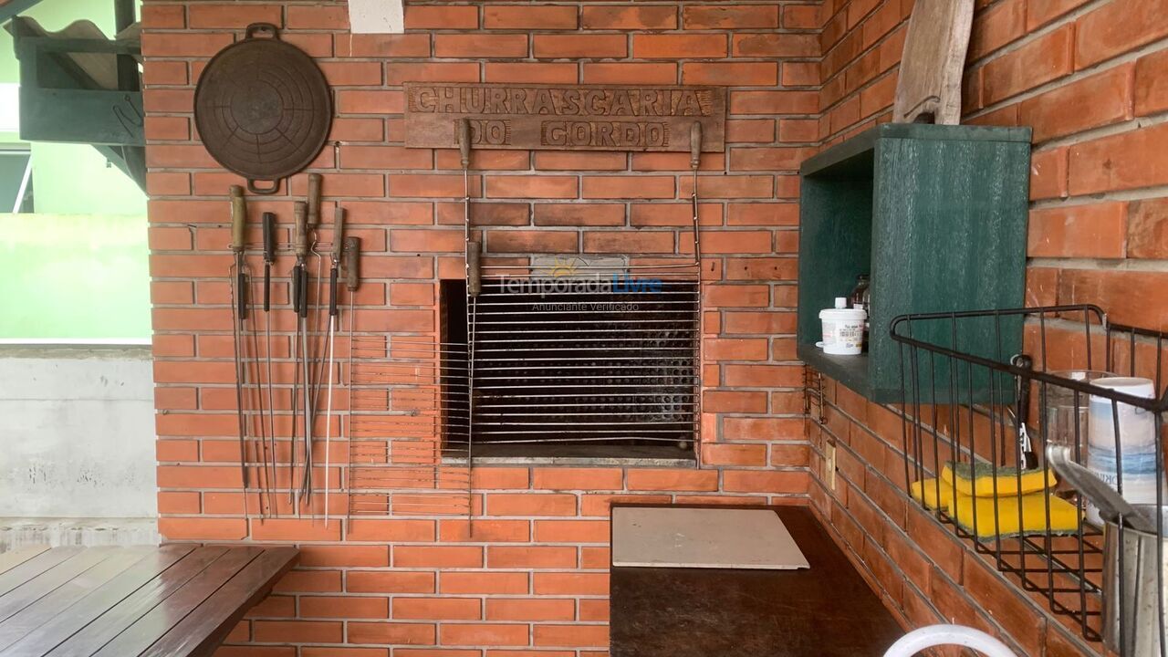 Casa para aluguel de temporada em Florianopolis (Canasvieiras)