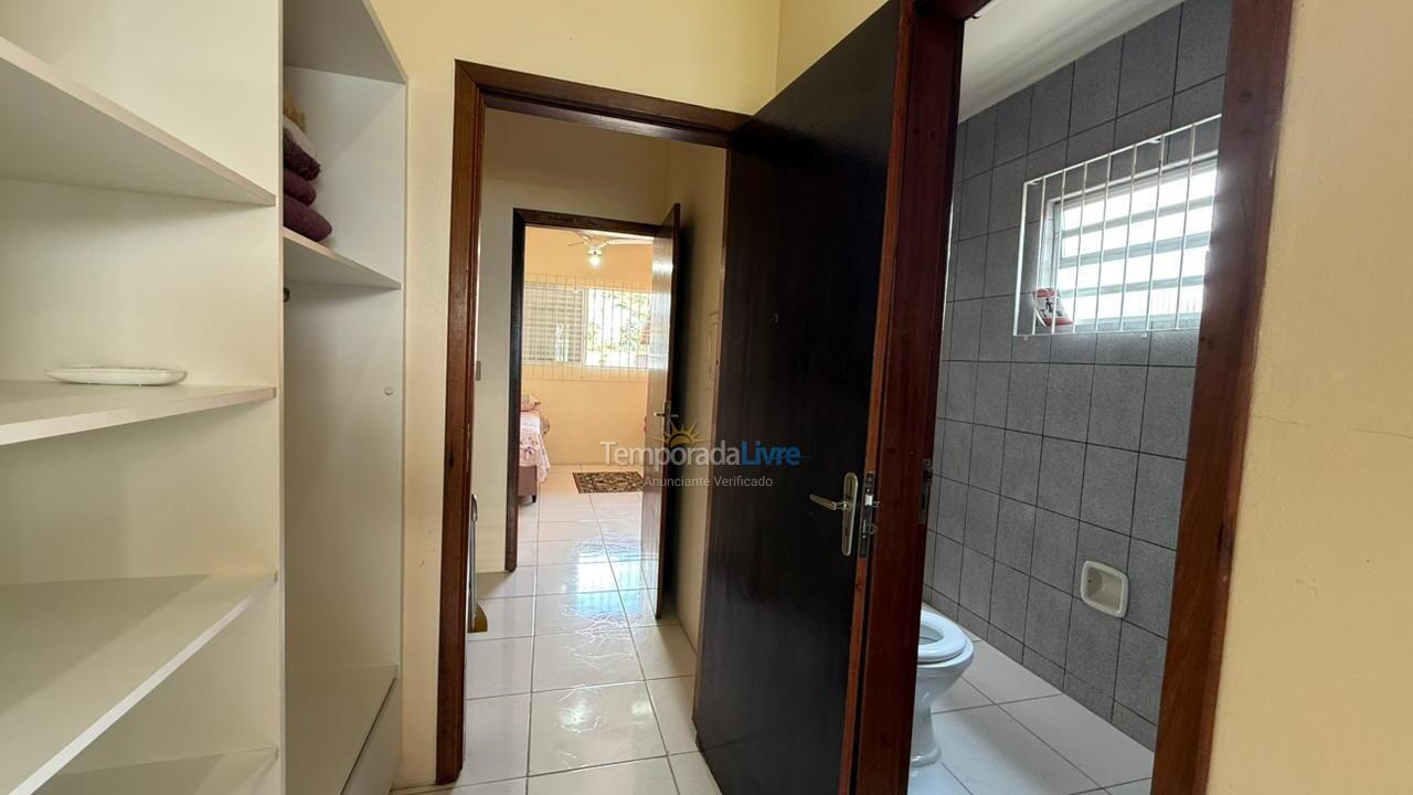 House for vacation rental in Bombinhas (Praia de Bombinhas)