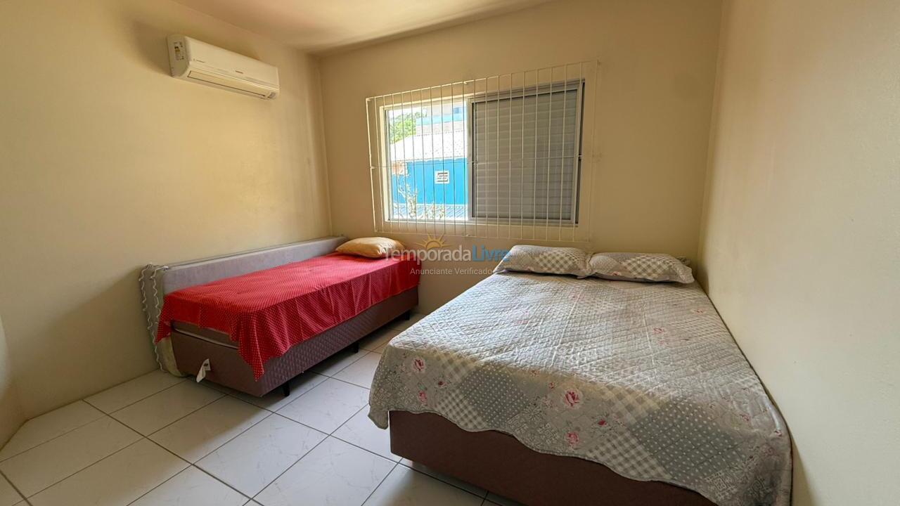 House for vacation rental in Bombinhas (Praia de Bombinhas)