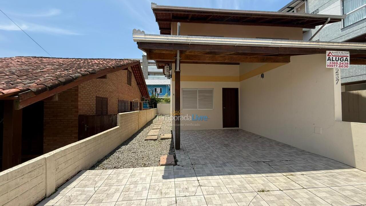 House for vacation rental in Bombinhas (Praia de Bombinhas)