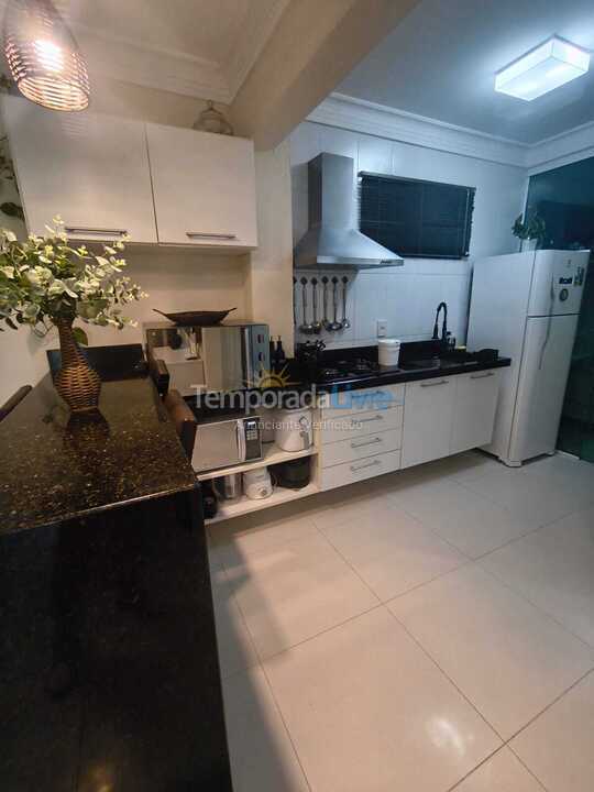 Apartment for vacation rental in Bombinhas (Praia de Bombas)