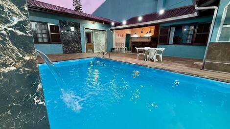 Amazing house with pool, one block from the beach, foosball table.