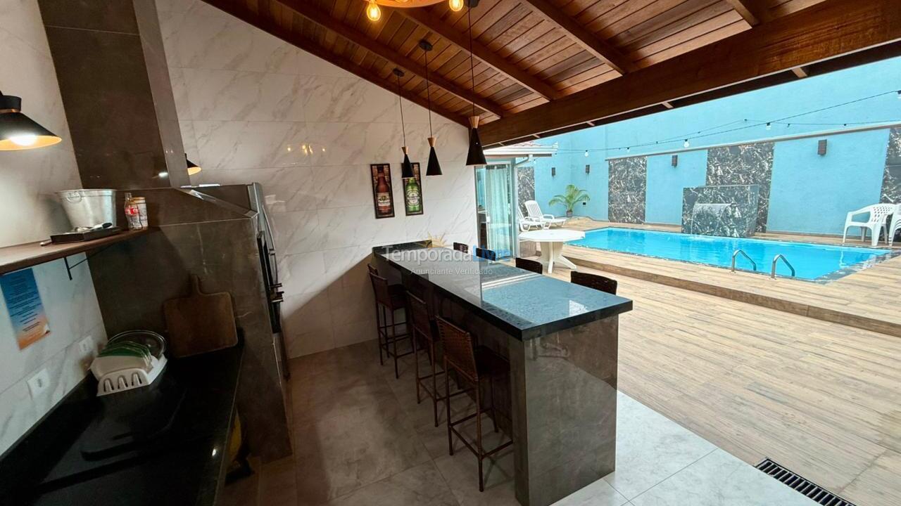 House for vacation rental in Matinhos (Caiobá)