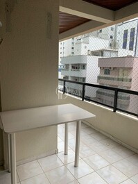 SEASONAL RENTAL SECOND BLOCK FROM THE BEACH