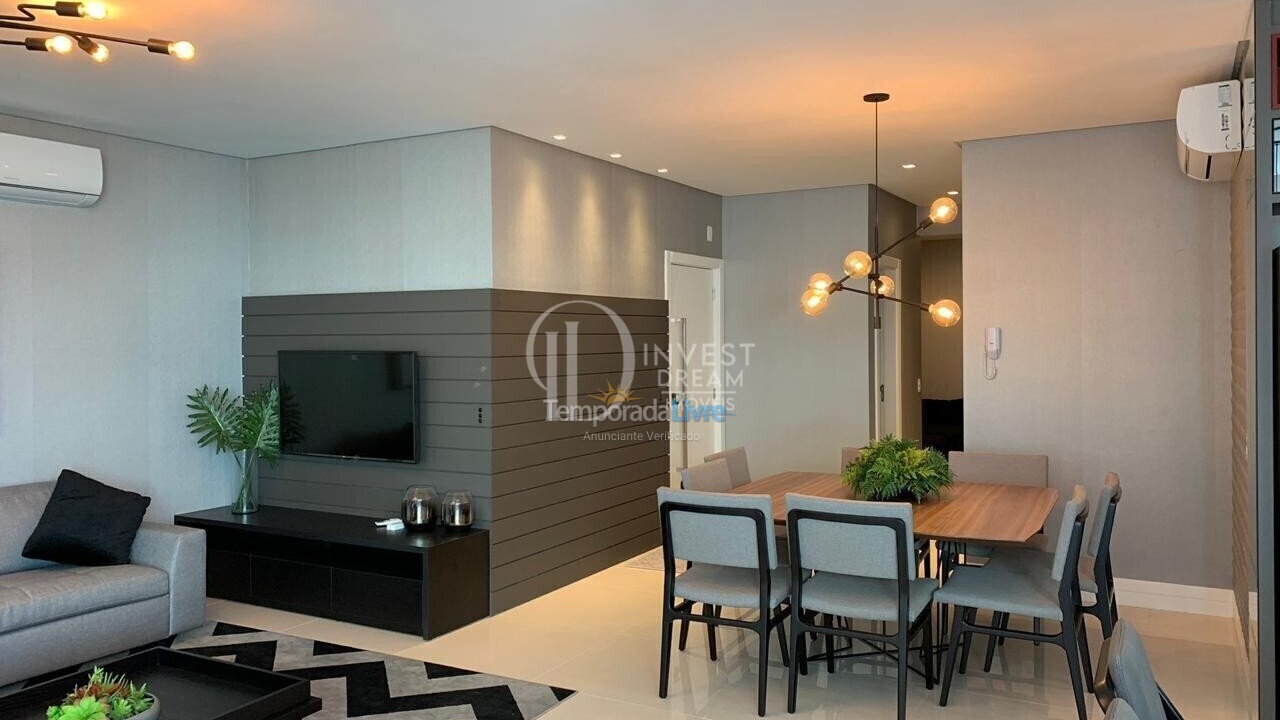 Apartment for vacation rental in Itapema (Meia Praia)