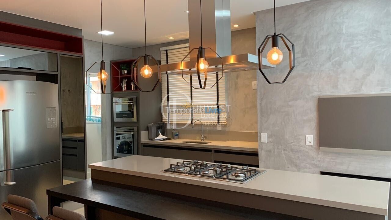 Apartment for vacation rental in Itapema (Meia Praia)