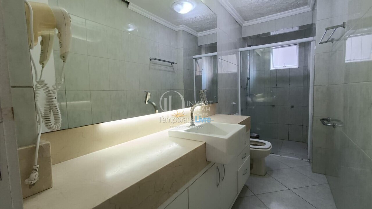 Apartamento para aluguel de temporada em Itapema (Meia Praia)