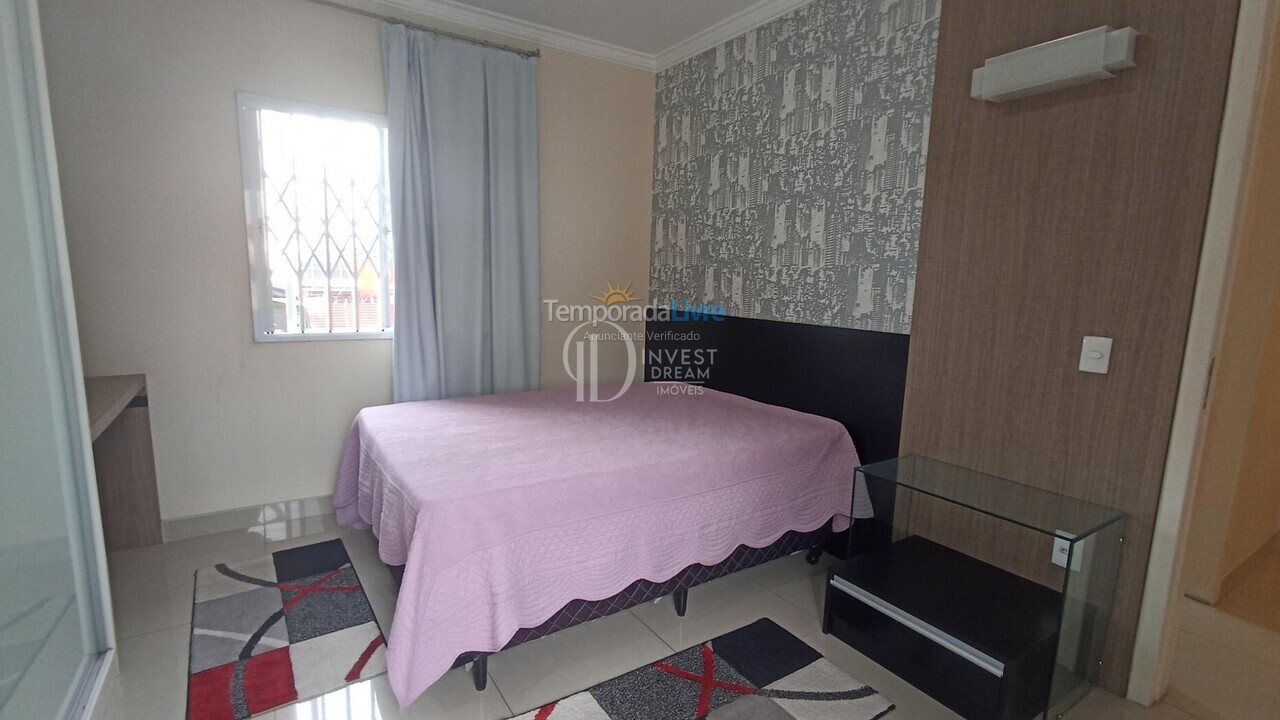 House for vacation rental in Itapema (Meia Praia)