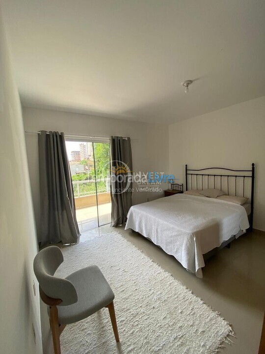 Casa para aluguel de temporada em Itapema (Perequê)