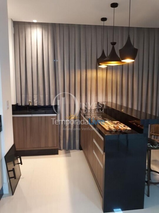 Apartamento para alquiler de vacaciones em Itapema (Meia Praia)