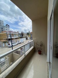 ALUGUEL DE TEMPORADA SOBRADO NO PEREQUÊ