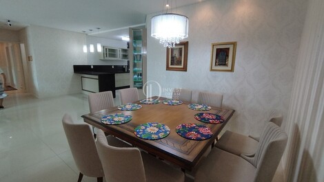 VACATION RENTAL ONE BLOCK FROM THE BEACH