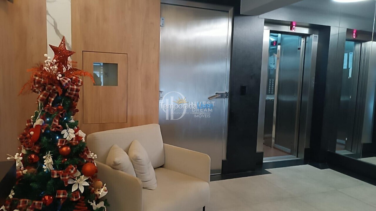 Apartamento para aluguel de temporada em Itapema (Meia Praia)