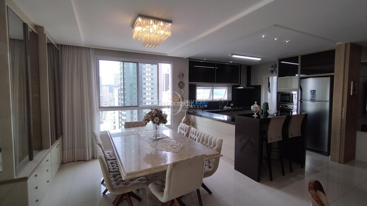 Apartamento para alquiler de vacaciones em Itapema (Meia Praia)