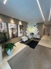 APARTAMENTO MOBILIADO ACOMODA ATÉ