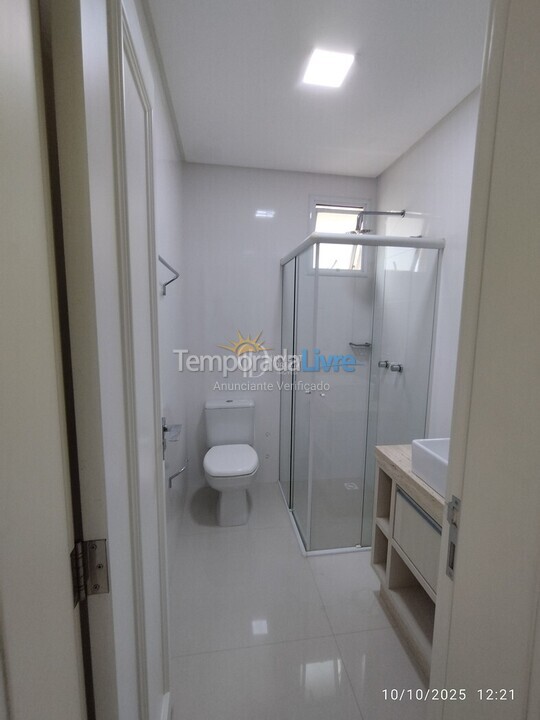 Apartment for vacation rental in Itapema (Meia Praia)