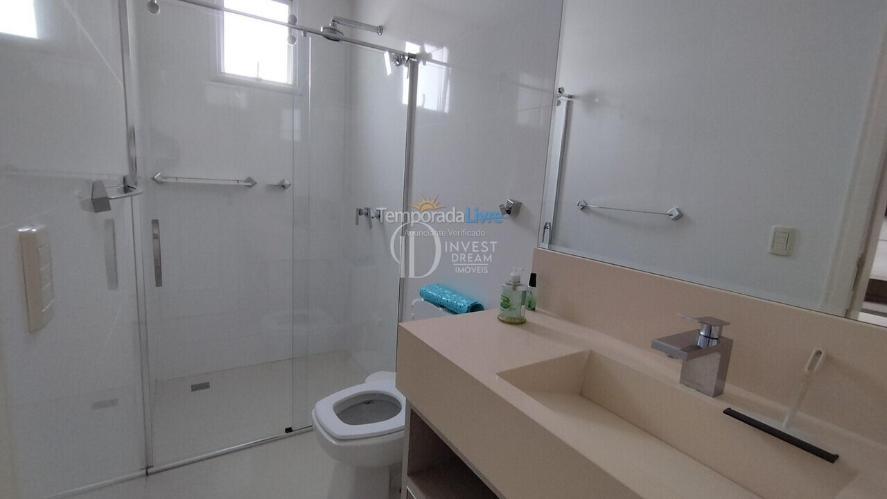 Apartamento para alquiler de vacaciones em Itapema (Meia Praia)