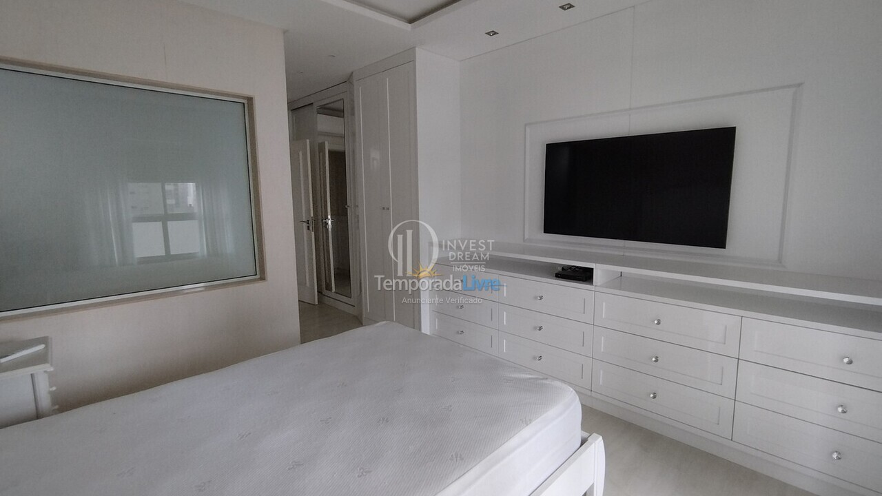 Apartment for vacation rental in Itapema (Meia Praia)