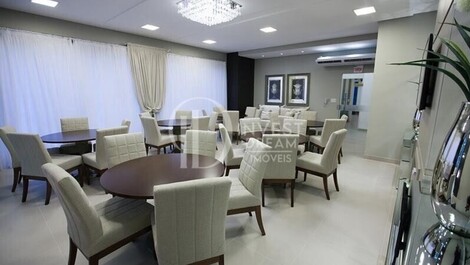 APARTAMENTO MOBILIADO ACOMODA ATÉ