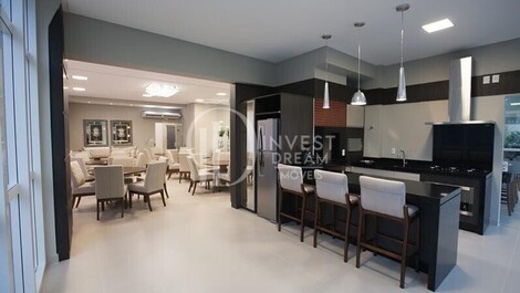 APARTAMENTO MOBILIADO ACOMODA ATÉ