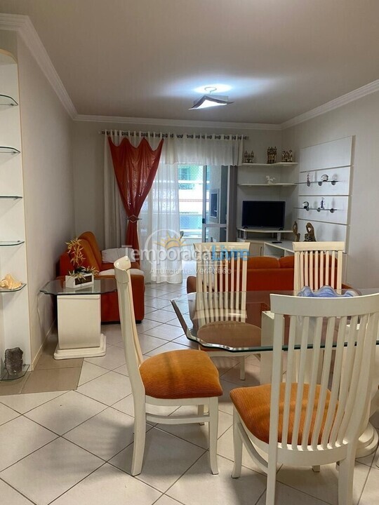 Apartamento para aluguel de temporada em Itapema (Meia Praia)