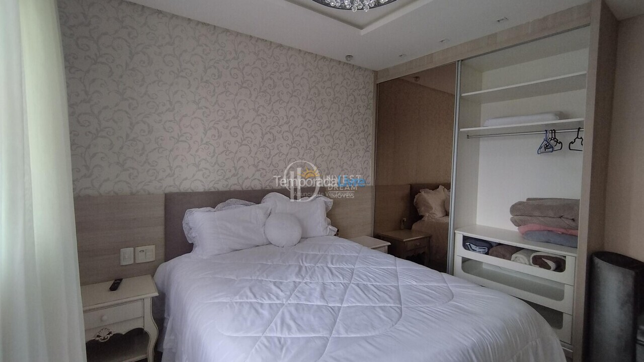 Apartamento para alquiler de vacaciones em Itapema (Meia Praia)