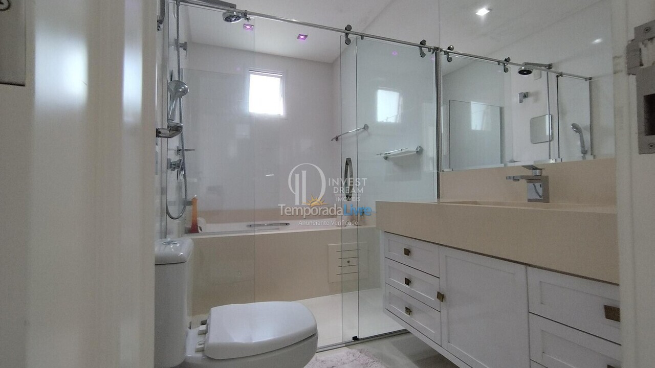 Apartamento para alquiler de vacaciones em Itapema (Meia Praia)