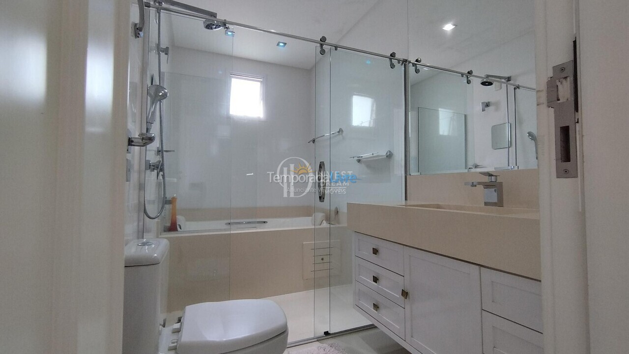 Apartamento para alquiler de vacaciones em Itapema (Meia Praia)