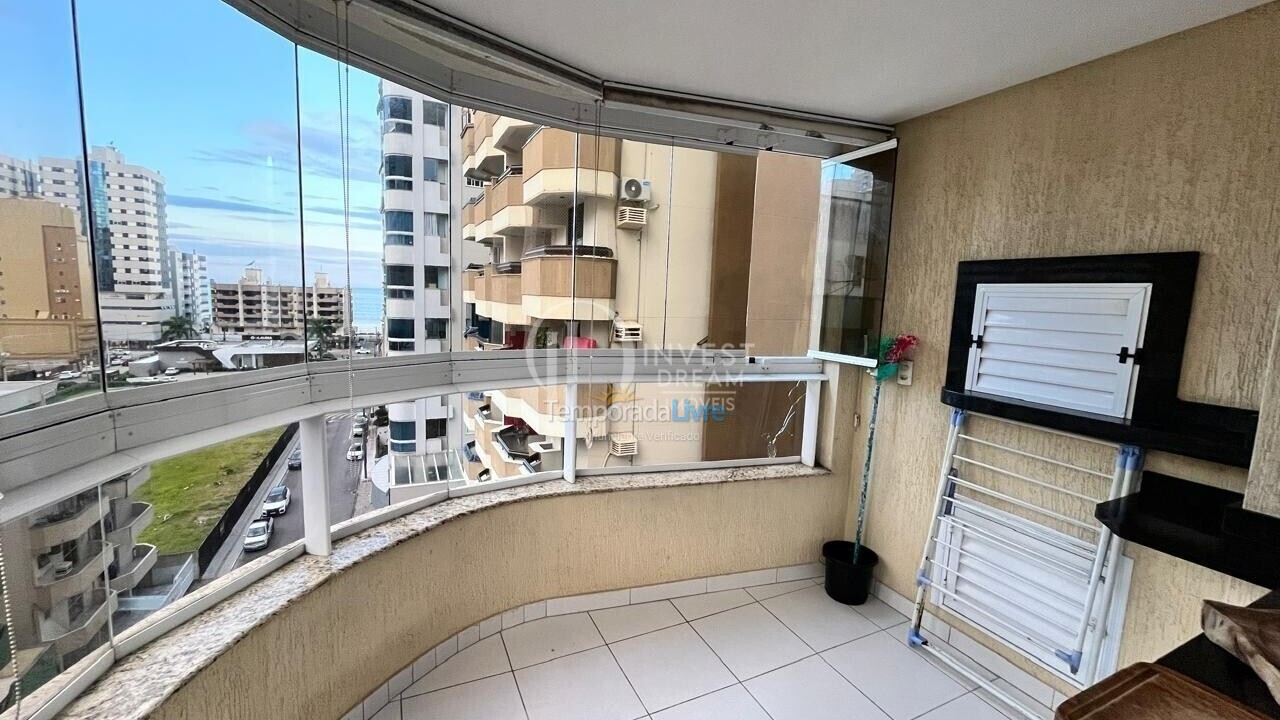 Apartamento para aluguel de temporada em Itapema (Meia Praia)