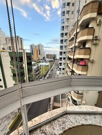 LOCAÇÃO DE TEMPORADA 2 QUADRA MAR