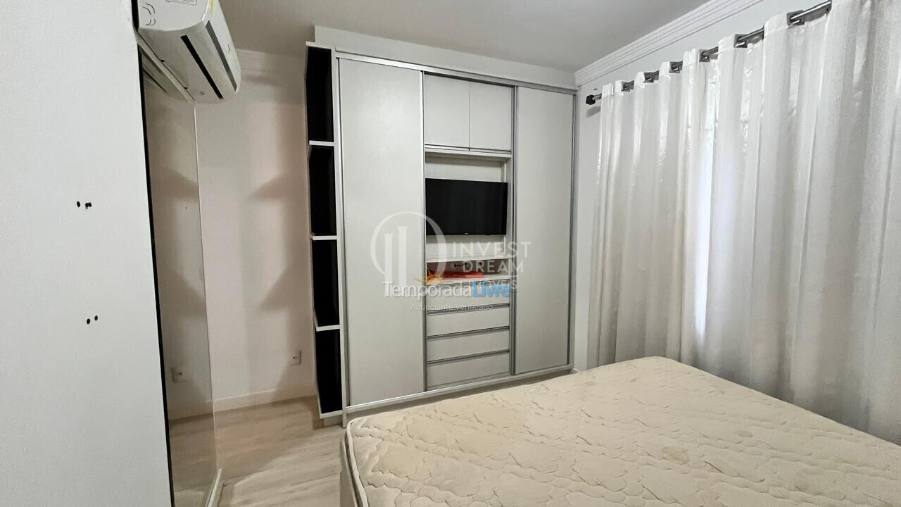 Apartamento para aluguel de temporada em Itapema (Meia Praia)