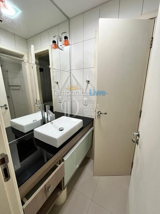 Apartamento para aluguel de temporada em Itapema (Meia Praia)