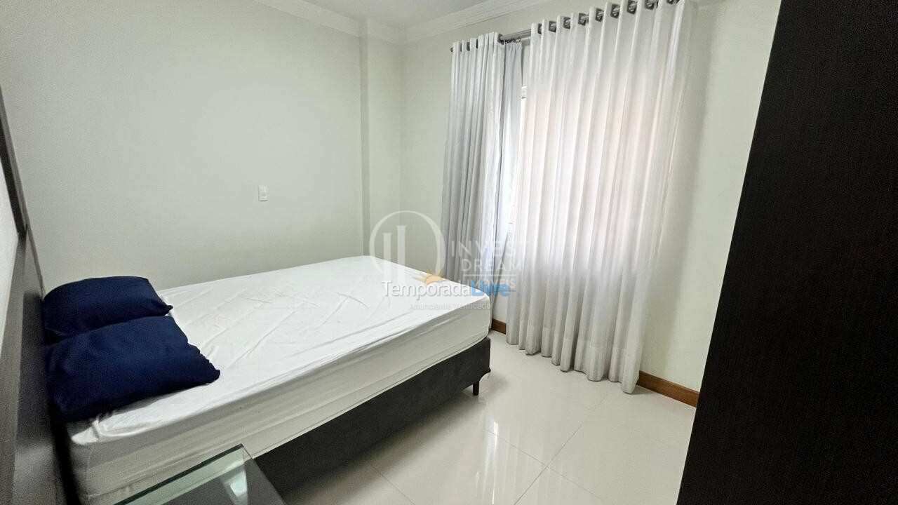 Apartment for vacation rental in Itapema (Meia Praia)