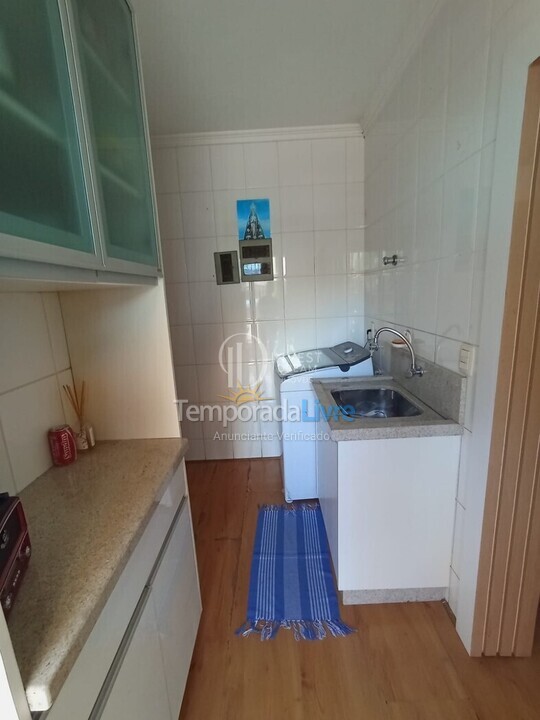 Casa para aluguel de temporada em Itapema (Meia Praia)