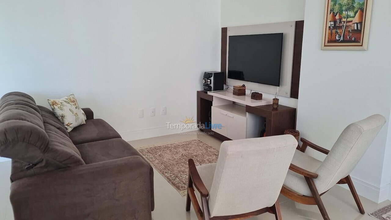 Apartment for vacation rental in Itapema (Meia Praia)