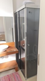 Apartment for seasonal rental, 3 suites.