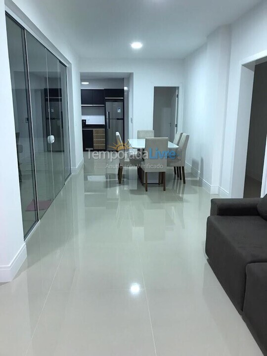 Apartment for vacation rental in Itapema (Meia Praia)