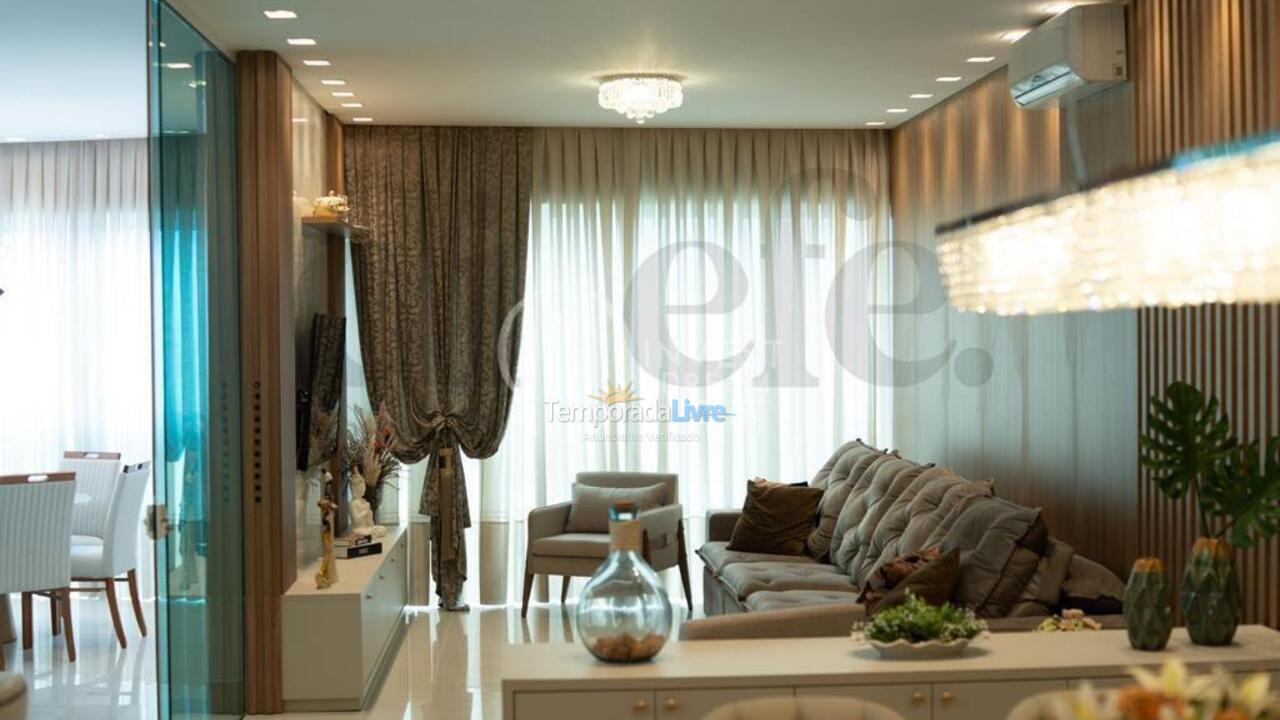 Apartamento para aluguel de temporada em Itapema (Meia Praia)