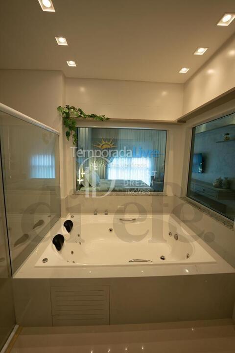 Apartamento para aluguel de temporada em Itapema (Meia Praia)