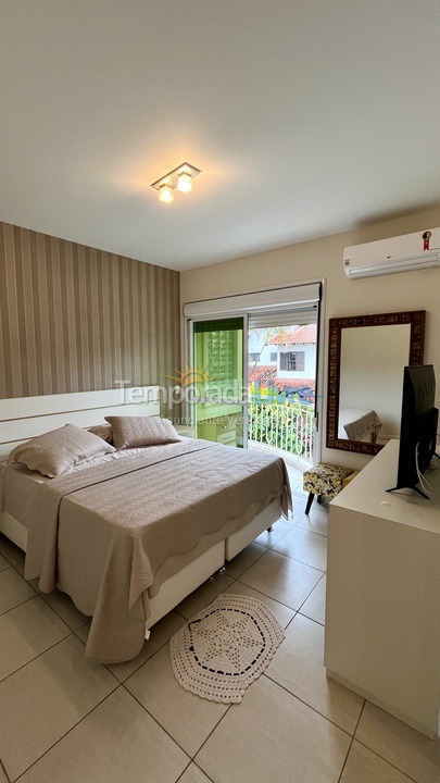 House for vacation rental in Florianopolis (Canasvieiras)