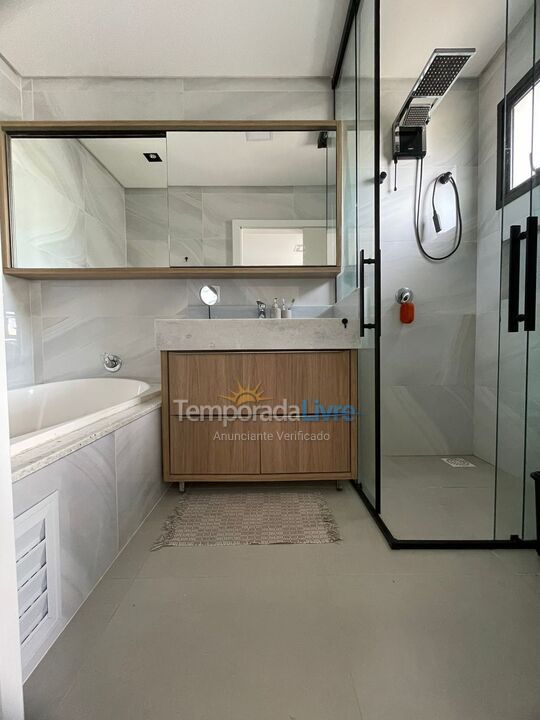 Casa para aluguel de temporada em Florianópolis (Cachoeira do Bom Jesus)